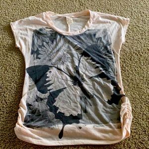 Pastel pink T-shirt with butterfly and flower